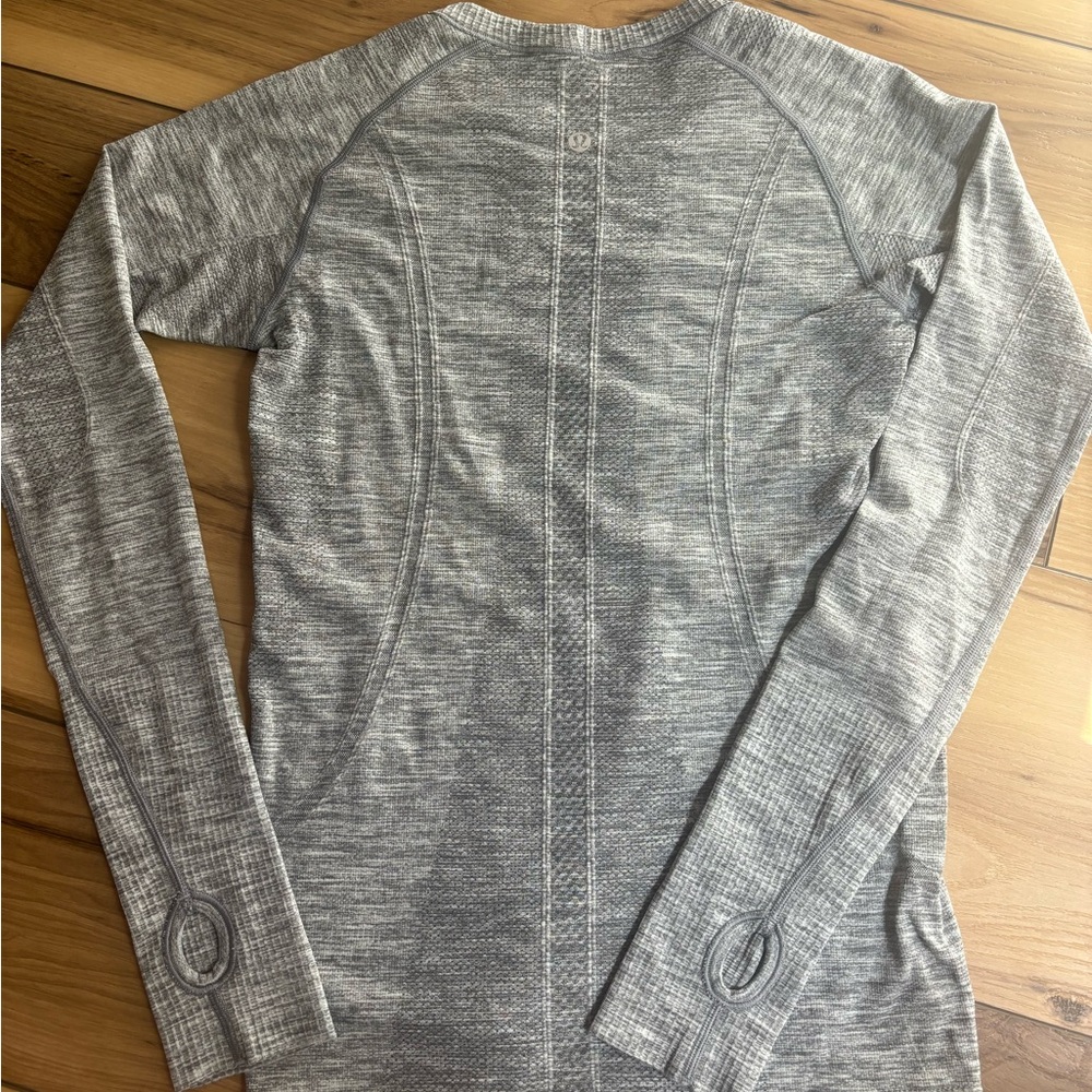 Lululemon swiftly tech long sleeve